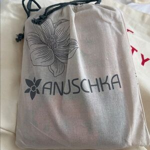 Anuschka Artistic Floral Pouch